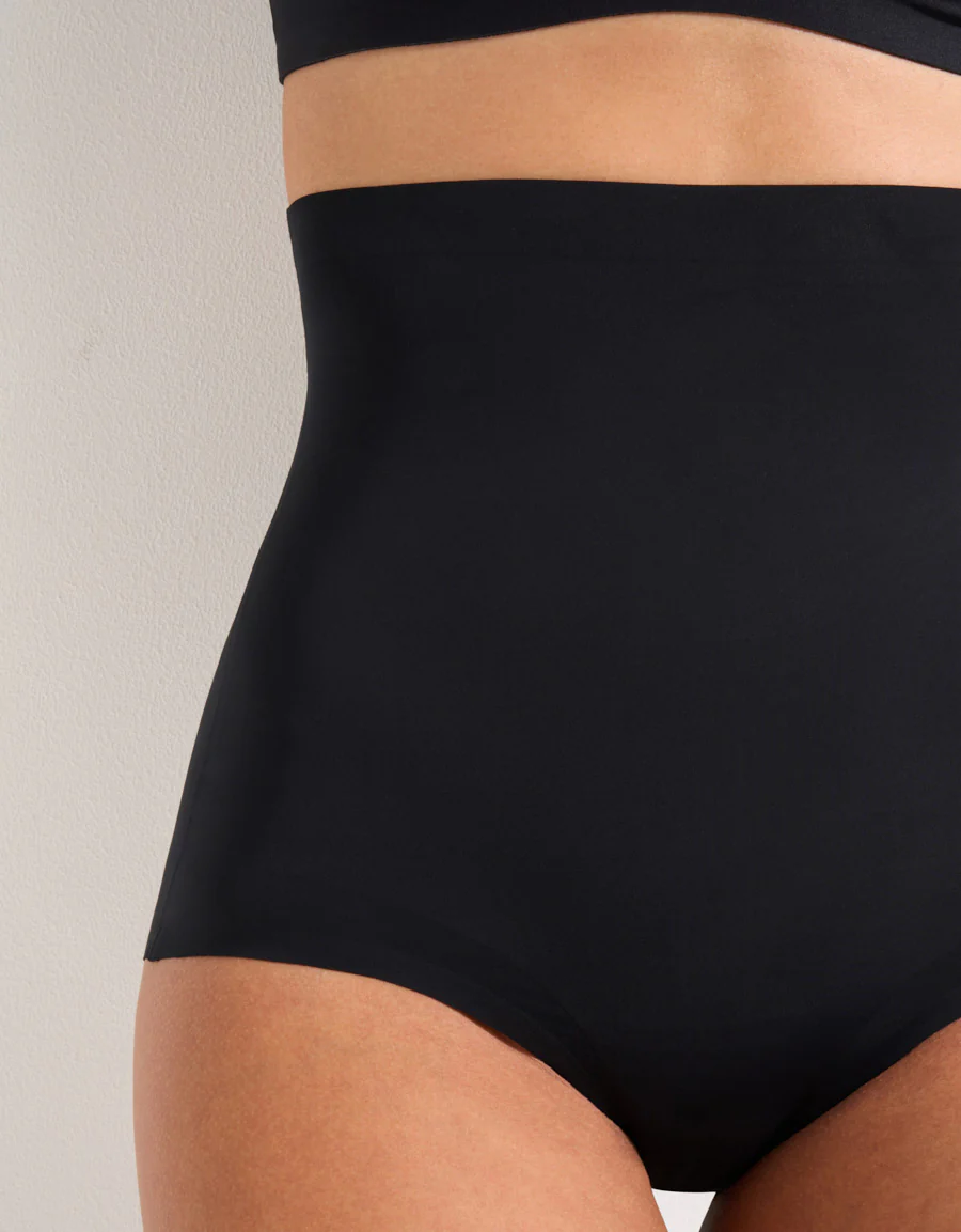 High waisted Brief Shapewear - Image 3
